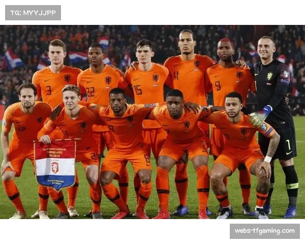 荷兰队加克波马伦锋线组合渐入佳境,科曼战术体系逐步成型